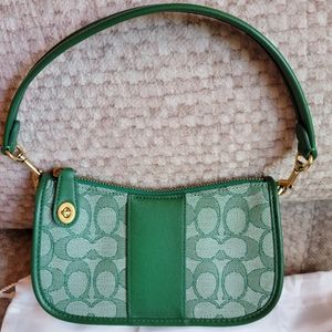 Coach NWT Swinger 20 Green with Leather Trim